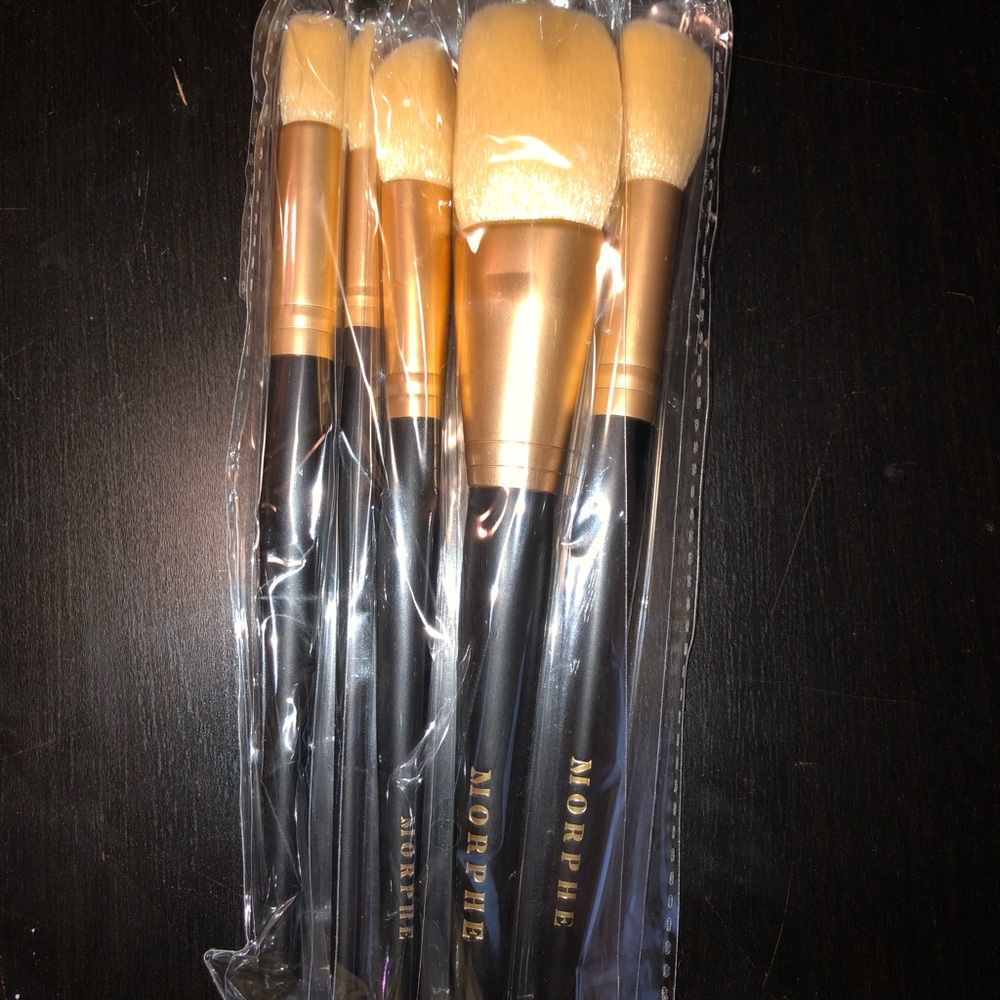 Never used Complexion Crew Morphe Makeup brushes!!